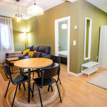 Apartamento En Casco Antiguo * Oviedo
